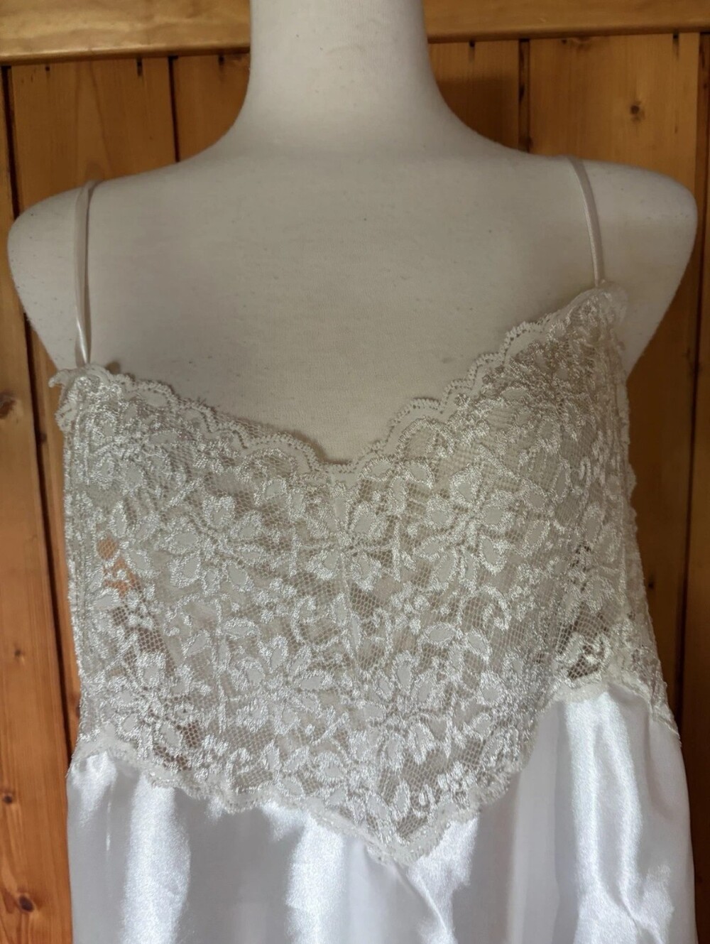 Elegant Lace-Trim Satin Chemise - White